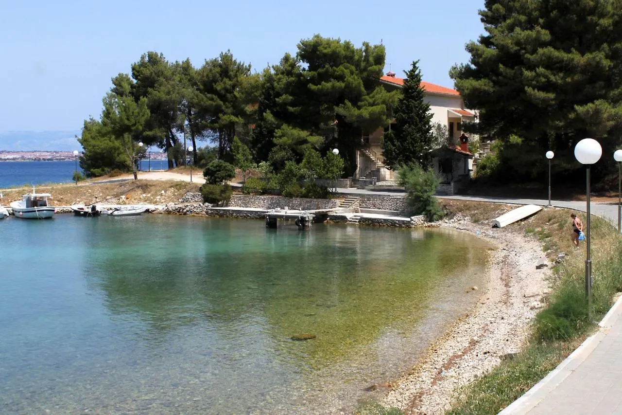 Apartments By The Sea Cove Mala Lamjana, Ugljan - 347 Kali 0*,  Croatia